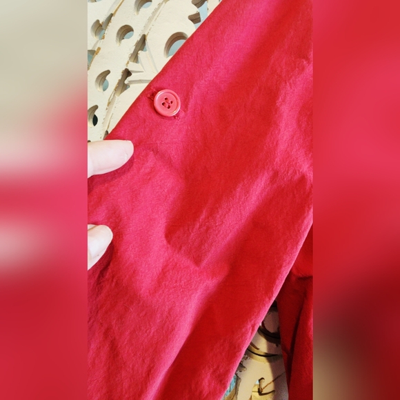 SHADES OF GREIGE NWT RED MENS WINDBREAKER SIZE MEDIUM - Picture 9 of 13